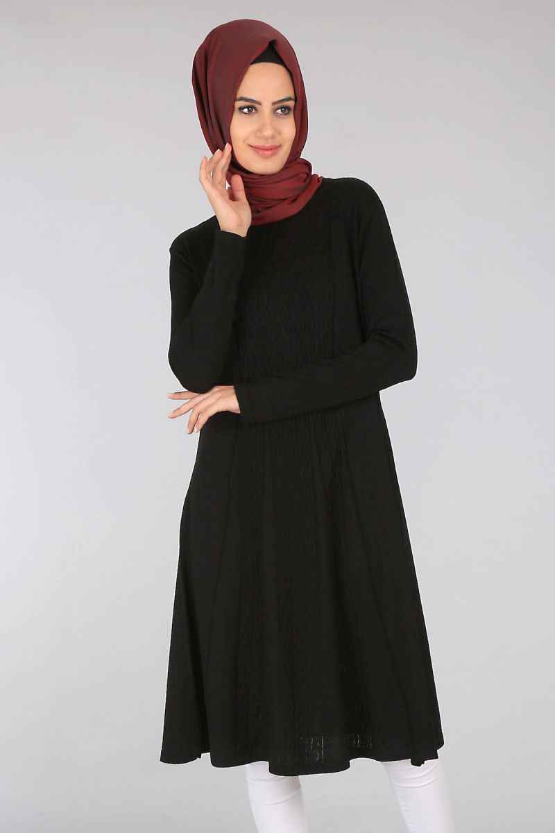 Ortası Desenli Siyah Bigdart Tesettür Tunik Modelleri