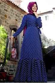 Pınar Şems Tesettür Puantiyeli Elbise Modelleri