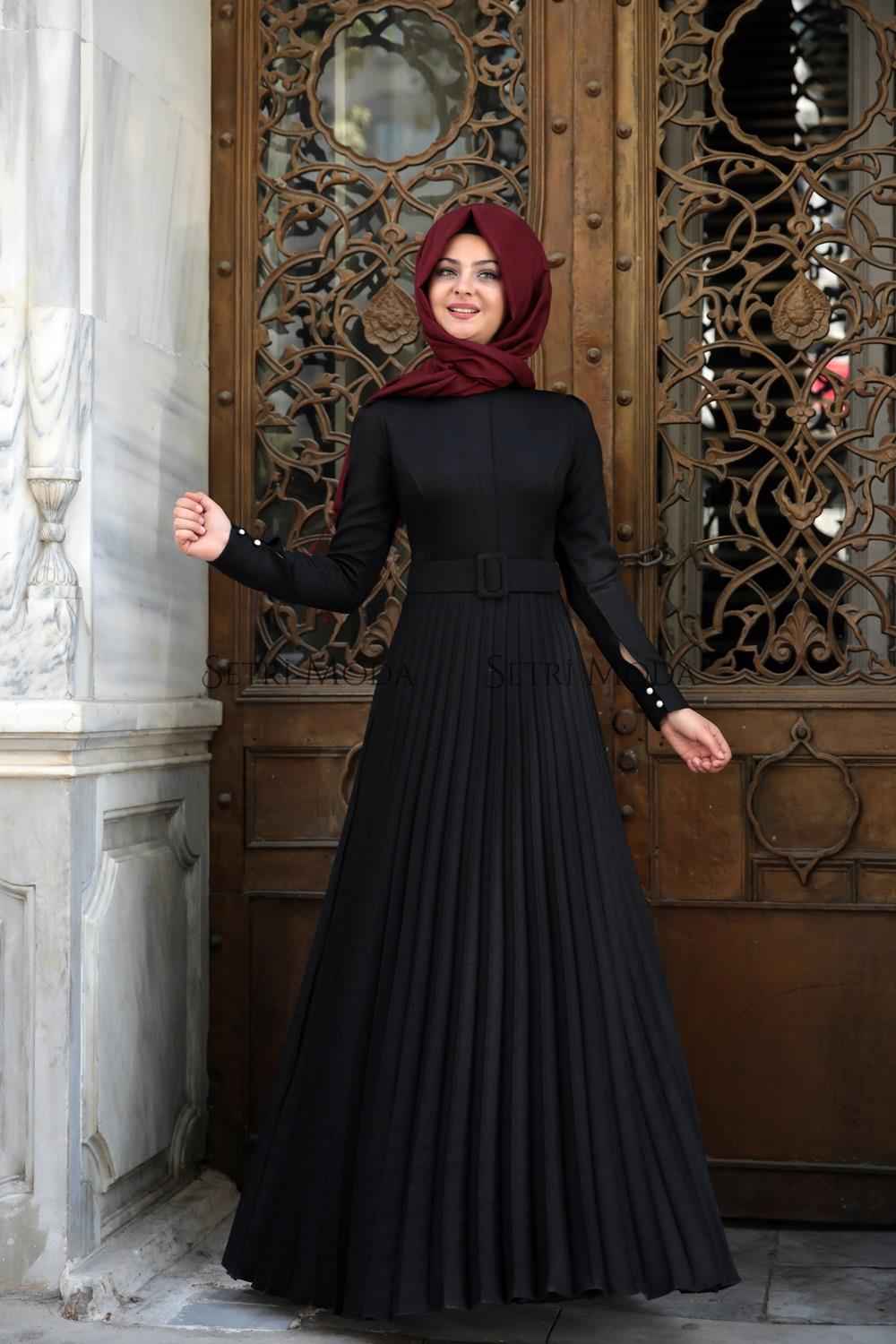 Pınar Şems Tesettür Piliseli Elbise Modelleri