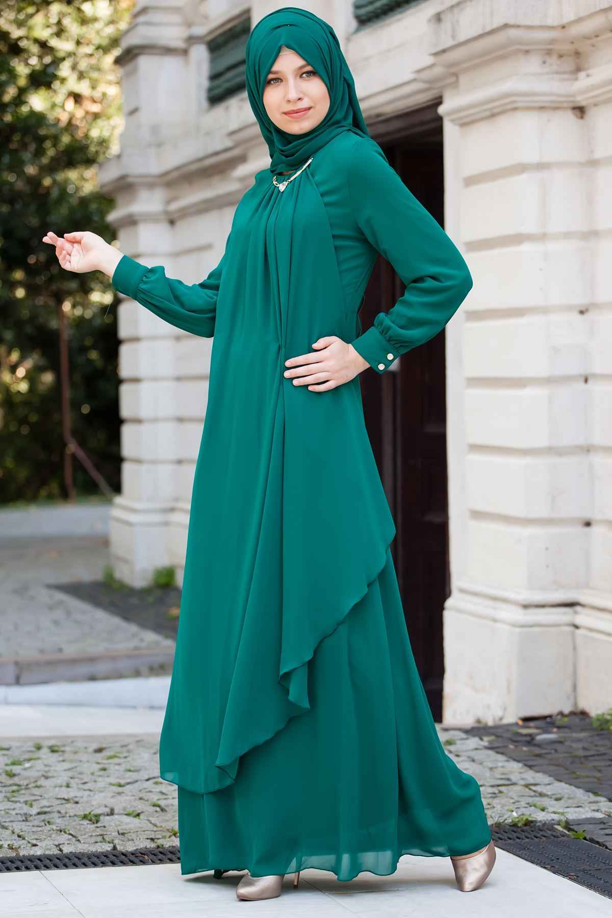 Sedanur Tesettür Dökümlü Abiye Elbise ModelleriSedanur Tesettür Dökümlü Abiye Elbise Modelleri
