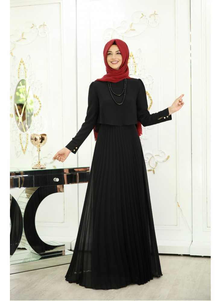 Pınar Şems Tesettür Siyah Renk Modası
