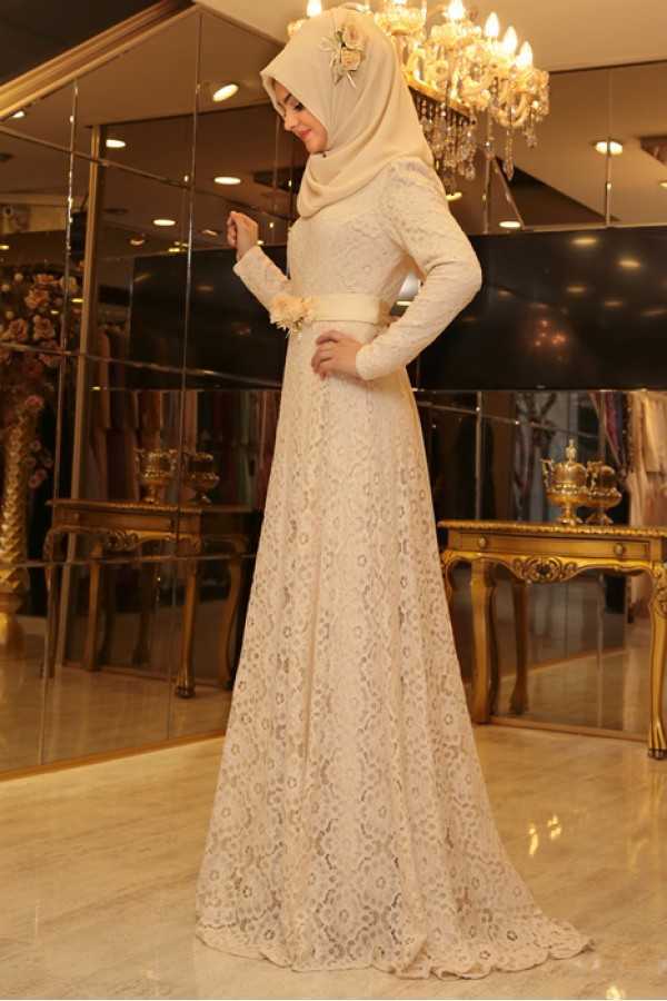 Pınar Şems Tesettür Çiçekli Abiye Elbise Modelleri