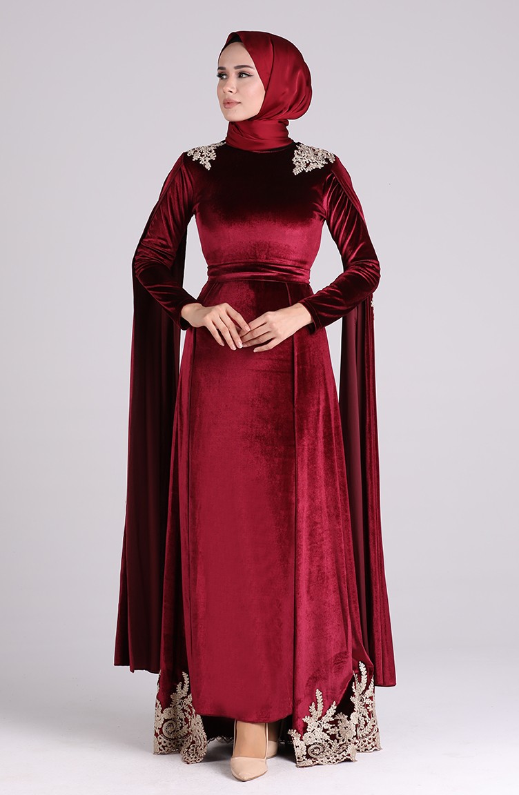 En Güzel Kadife Abiye Elbise Modelleri